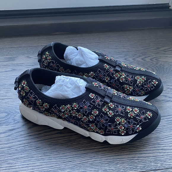 NEW DIOR Black Mesh Fusion Embellished Sneaker - Picture 5 of 6